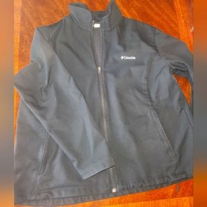 Soft shell womens Columbia zip up